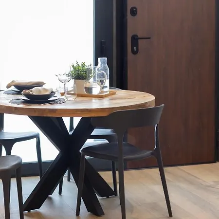 Vlc Host - Cubells Apartman