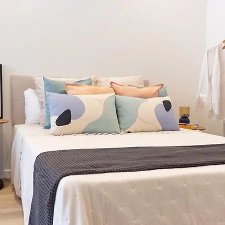 Vlc Host - Cubells Apartman *