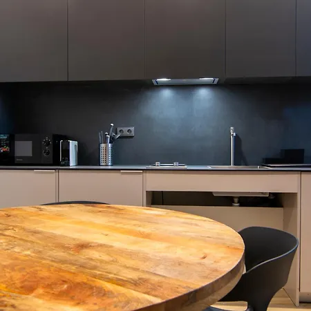 Vlc Host - Cubells Apartman *